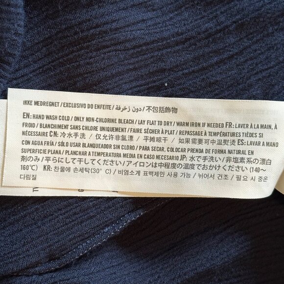 SALE 2/25 Abercrombie & Fitch Boho Style 3/4 Length Sleeve Top, Navy Size Small - Picture 11 of 12